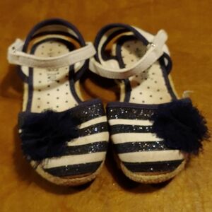 Maggie & Zoe shoes size 7